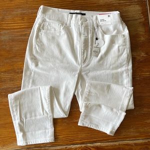 BNWT Express 8 short cropped white jeans
